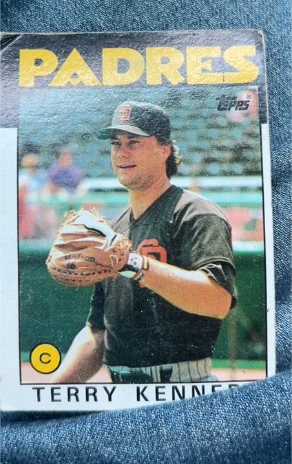 1986 Topps #230 Terry Kennedy — front