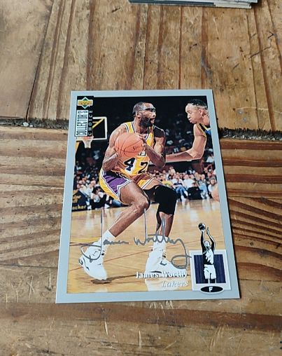 1994-95 Upper Deck Collector's Choice #142 James Worthy — front