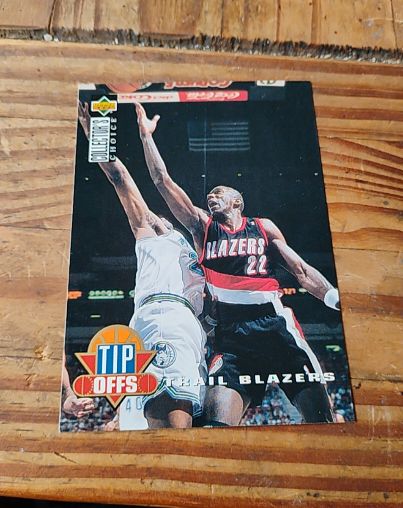 1994-95 Upper Deck Collector's Choice #187 Clyde Drexler — front