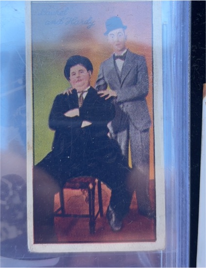 1935 Carreras Famous Film Stars Tobacco #96 Stan Laurel and Oliver Hardy — front