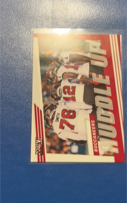 2022 Score #HU-TB Tampa Bay Buccaneers Huddle Up — front
