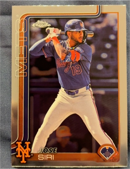 2025 Topps Chrome #195 Jose Siri — front