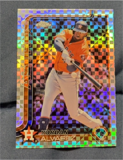 2025 Topps Chrome #267 Yordan Alvarez — front