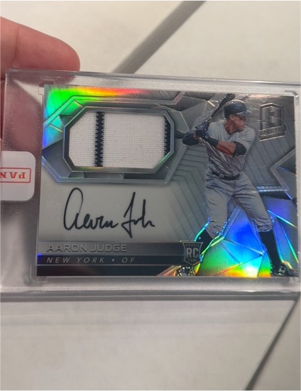 2017 Panini Spectra #10 Aaron Judge Rookie Jersey Autograph — front