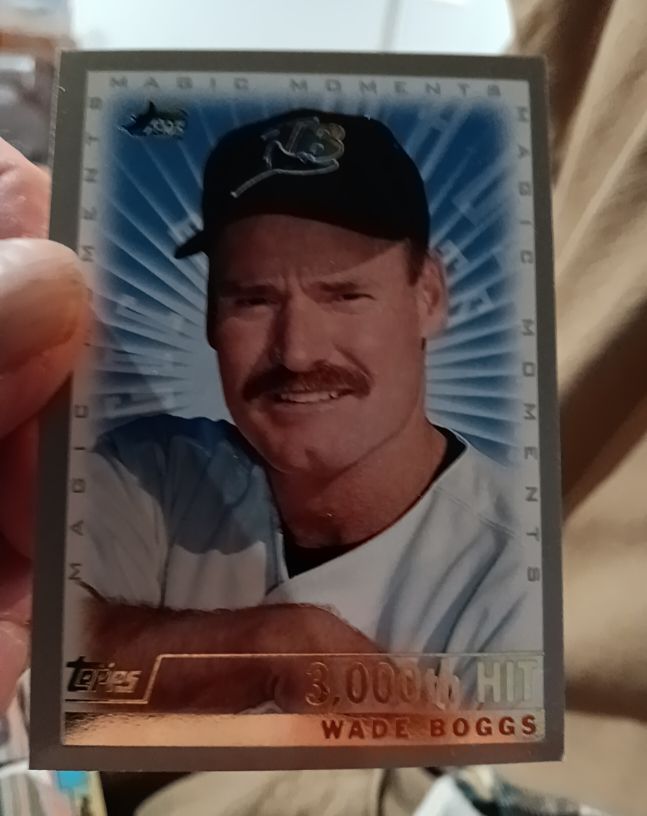 2000 Topps Magic Moments 3,000th Hit Wade Boggs — front