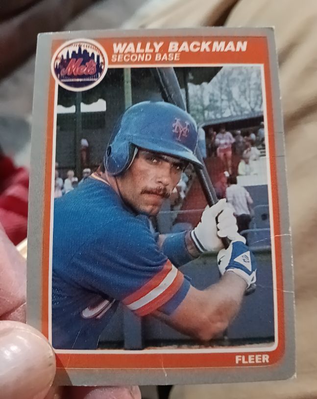 1985 Fleer #72 Wally Backman — front