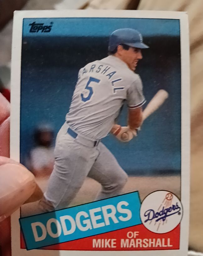 1985 Topps #85 Mike Marshall — front