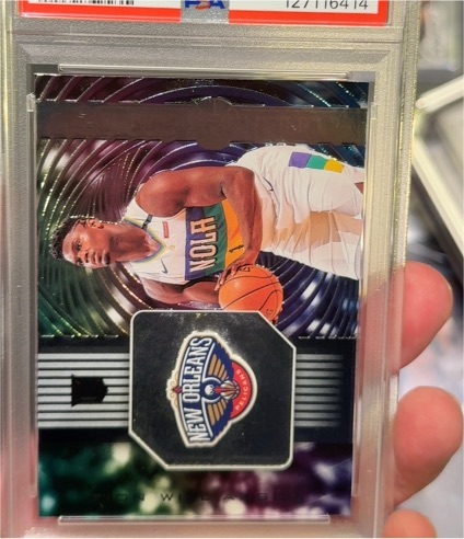 2019-20 Panini Illusions Instant Impact #1 Zion Williamson — front