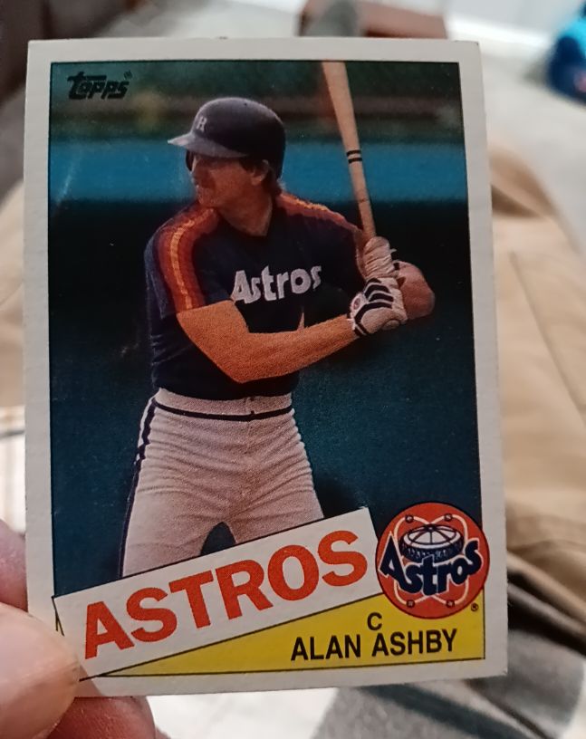 1985 Topps #564 Alan Ashby — front