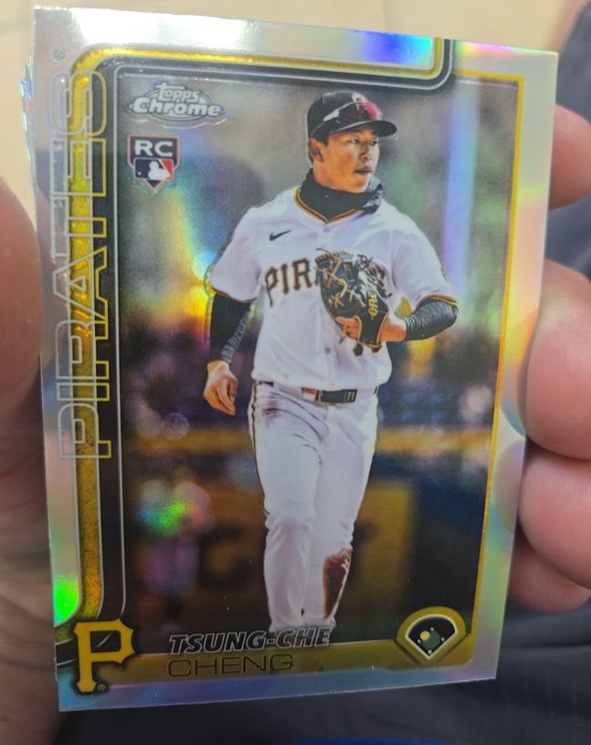 2025 Topps Chrome Update #USC74 Tsung-Che Cheng — front