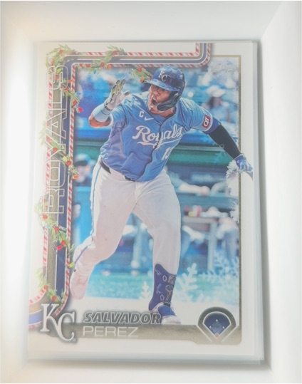 2025 Topps Holiday #H116 Salvador Perez — front
