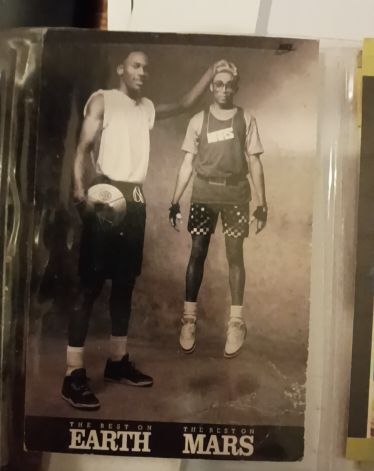 1988 Nike #1 Earth/Mars Michael Jordan Spike Lee — front