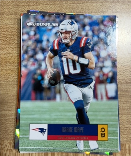 2025 Donruss Retro 2005 #R05-DKM Drake Maye — front