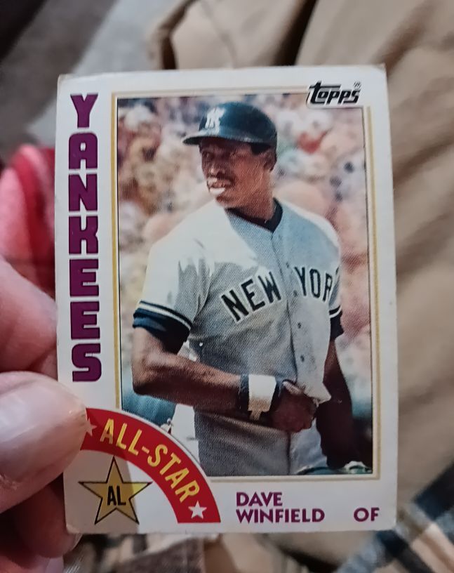 1984 Topps #402 Dave Winfield — front
