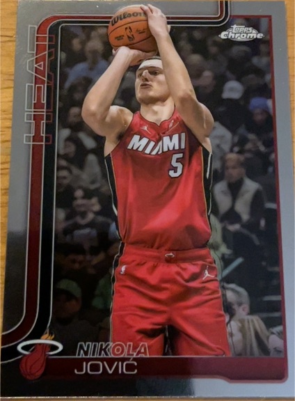 2025-26 Topps Chrome #172 Nikola Jović — front