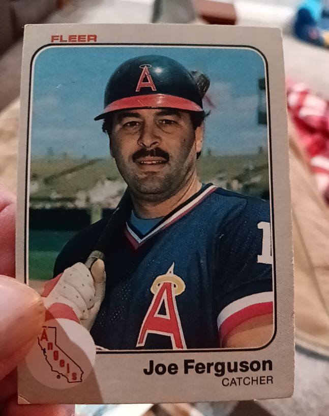 1983 Fleer #87 Joe Ferguson — front
