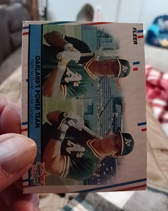 1988 Fleer #624 Mark McGwire / Jose Canseco — front