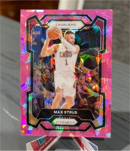 2023-24 Panini Prizm #273 Max Strus — front