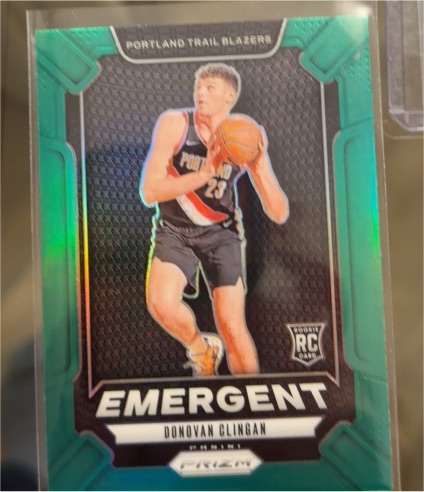 2024-25 Panini Prizm #13 Donovan Clingan Emergent — front
