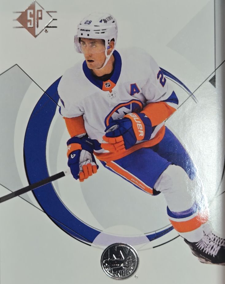 2024-25 Upper Deck SP #41 Brock Nelson — front