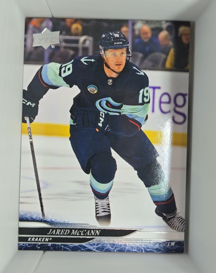 2024-25 Upper Deck Series 1 #152 Jared McCann — front