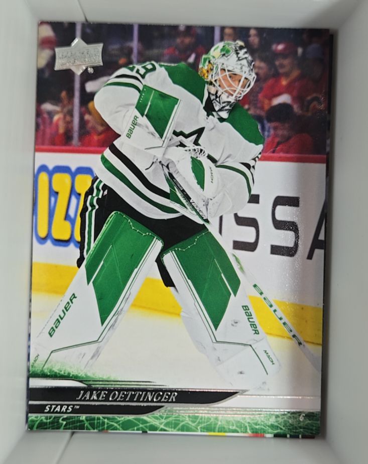 2024-25 Upper Deck Series 1 #61 Jake Oettinger — front