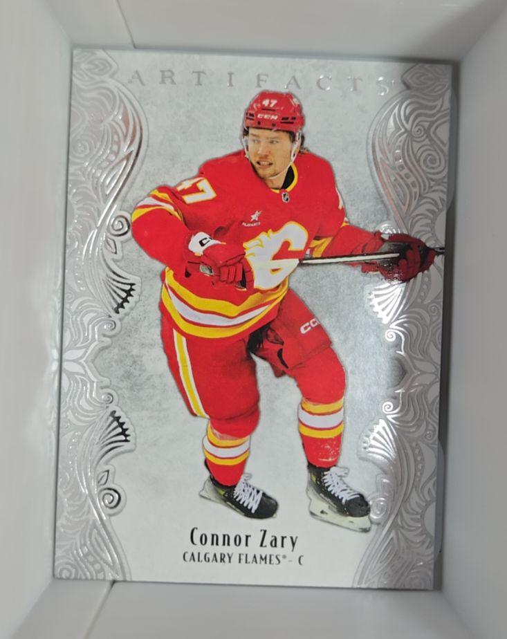 2025-26 Upper Deck Artifacts #20 Connor Zary — front