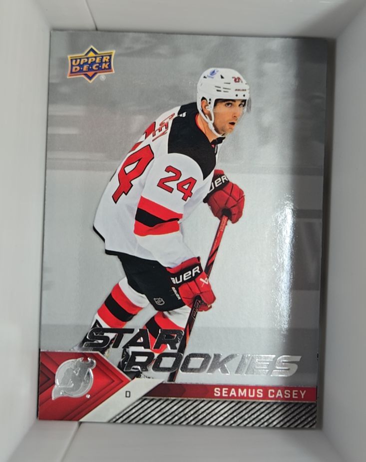 2024-25 Upper Deck Star Rookies #17 Seamus Casey — front