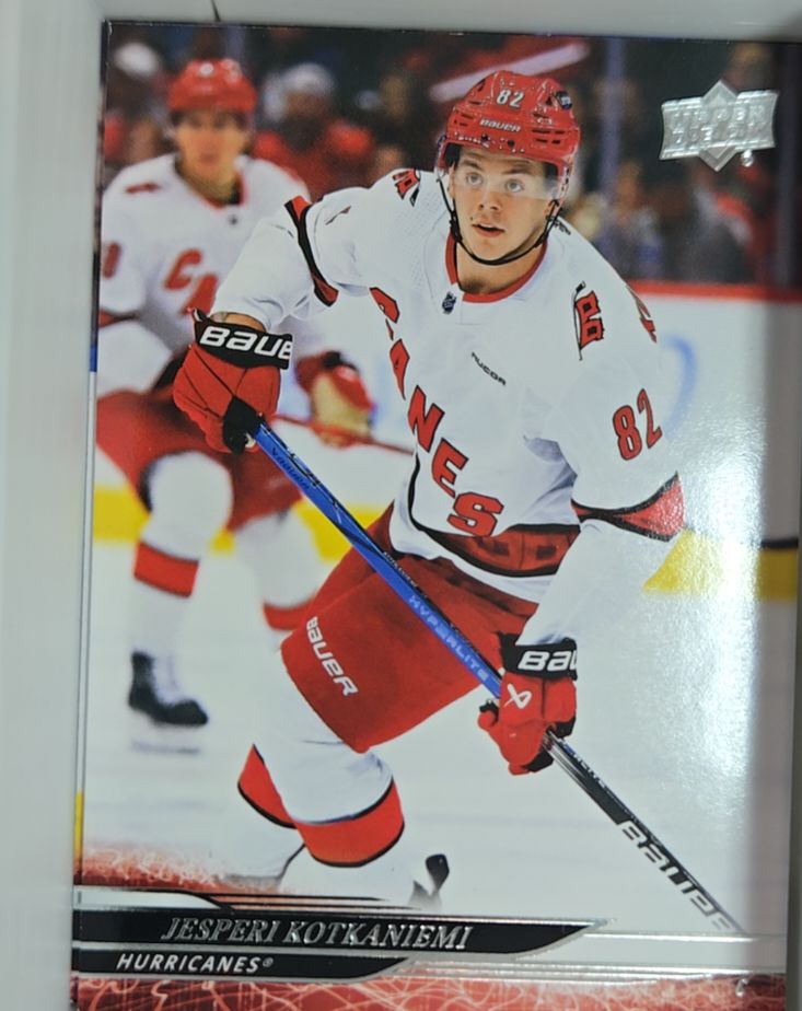 2024-25 Upper Deck Series 2 #276 Jesperi Kotkaniemi — front