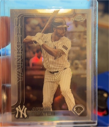 2025 Topps Chrome Update #USC137 Austin Slater — front