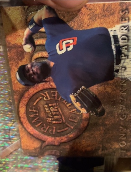 1996 Fleer Ultra Prime Leather #16 Tony Gwynn — front