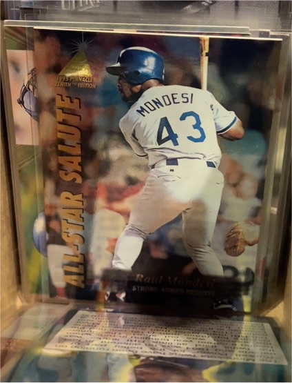 1995 Pinnacle Zenith All-Star Salute #10 Raul Mondesi — front