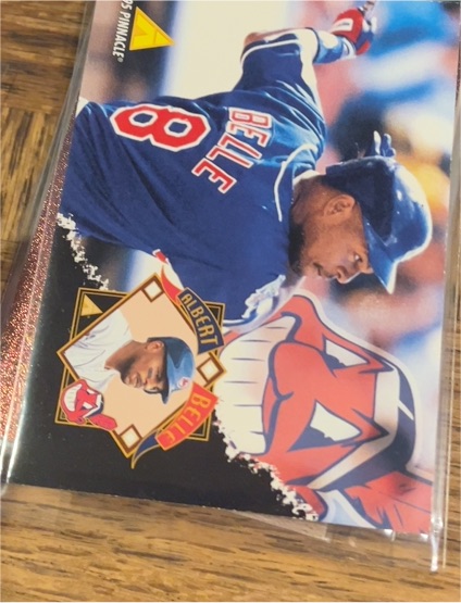 1995 Pinnacle #8 Albert Belle — front