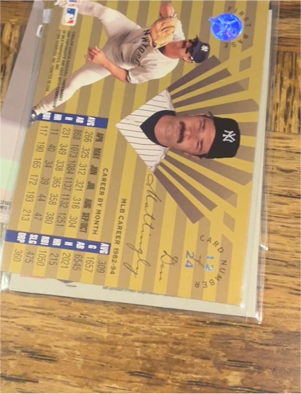 1993 Topps #24 Don Mattingly — front