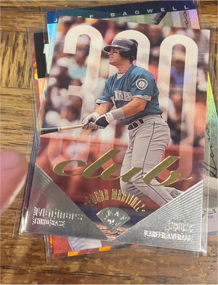 1995 Leaf 300 Club #8 Edgar Martinez — front