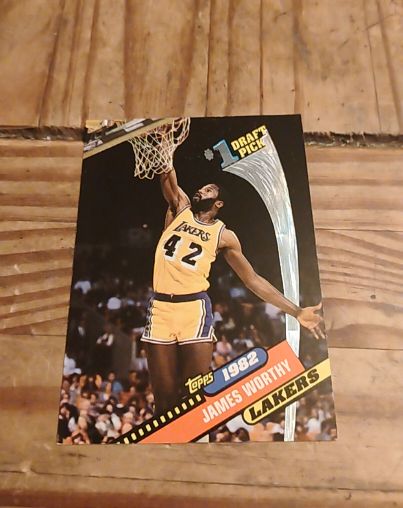 1992-93 Topps Archives #2 James Worthy — front