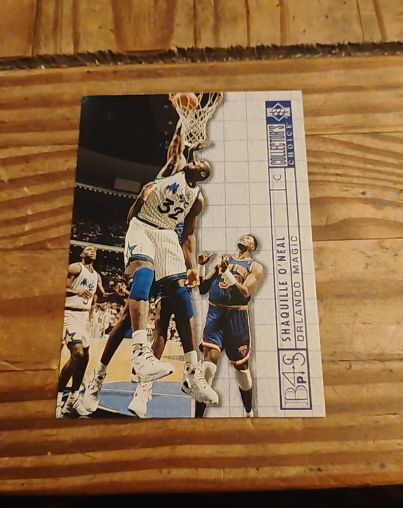 1994-95 Upper Deck Collector's Choice #390 Shaquille O'Neal — front