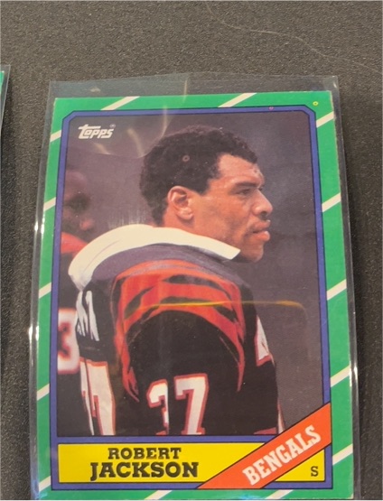 1986 Topps #266 Robert Jackson — front