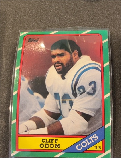 1986 Topps #324 Cliff Odom — front