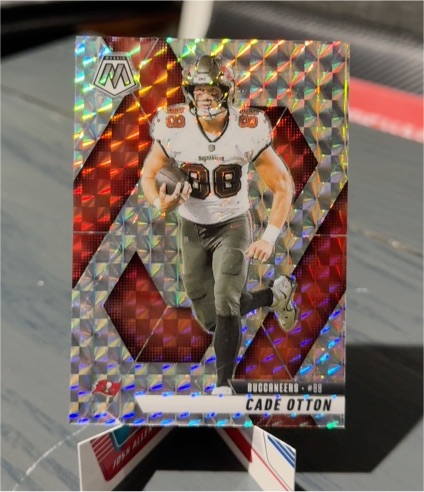 2025 Panini Mosaic #211 Cade Otton — front