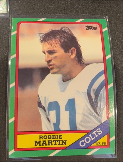 1986 Topps #319 Robbie Martin — front