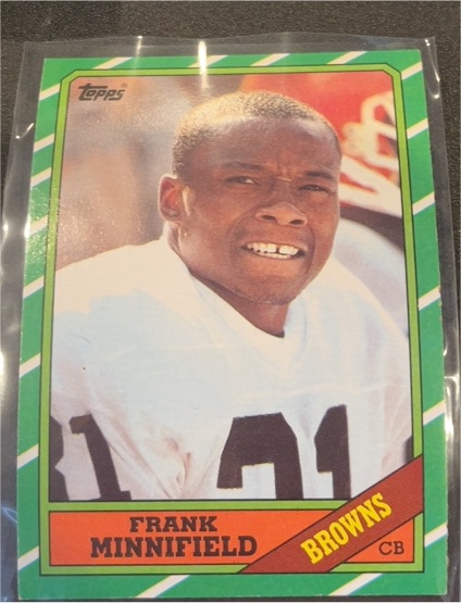 1986 Topps #198 Frank Minnifield — front