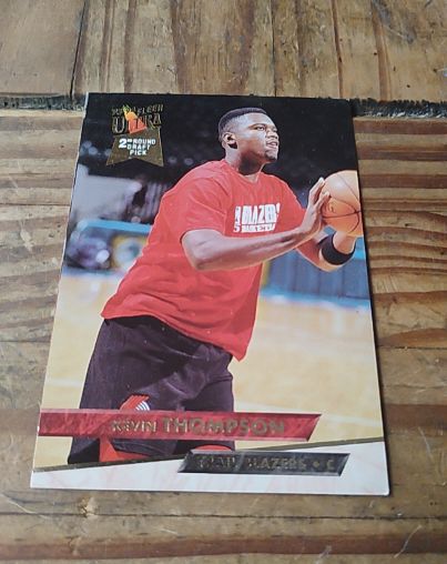 1993-94 Fleer Ultra #328 Kevin Thompson — front