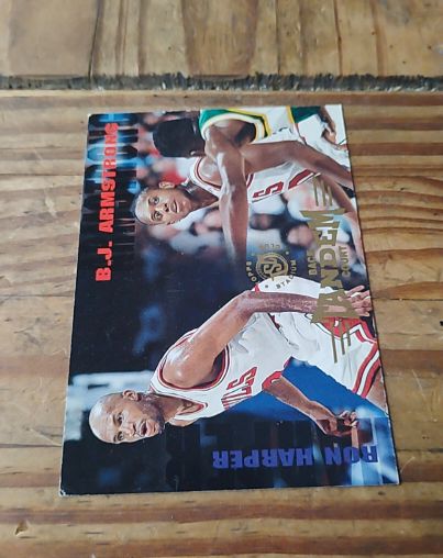 1994-95 Stadium Club #276 Ron Harper / B.J. Armstrong — front
