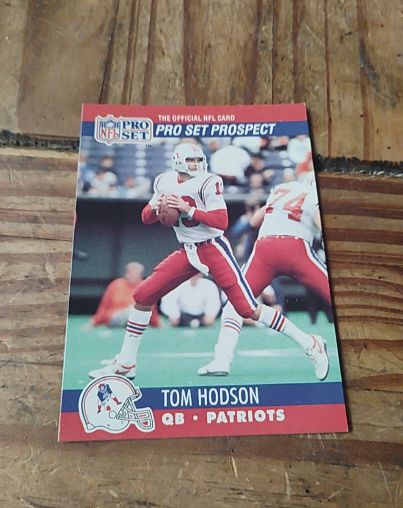 1990 Pro Set #739 Tom Hodson — front