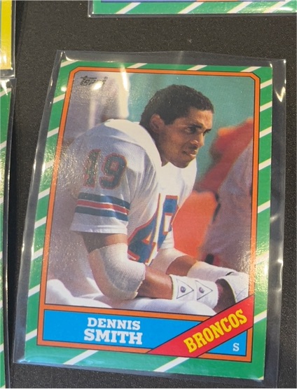 1986 Topps #122 Dennis Smith — front