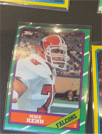 1986 Topps #366 Mike Kenn — front