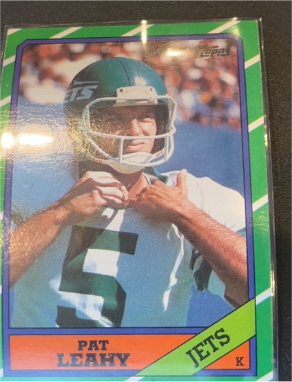 1986 Topps #104 Pat Leahy — front