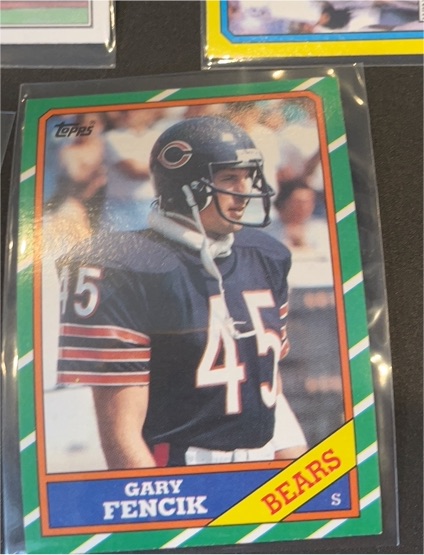 1986 Topps #28 Gary Fencik — front