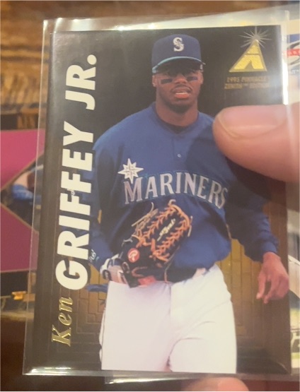 1995 Pinnacle Zenith Edition #61 Ken Griffey Jr. — front